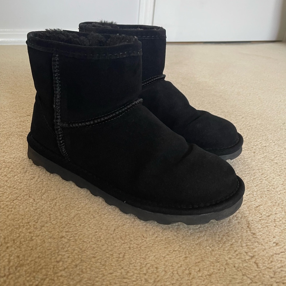 BearPaw Black Winter Boots